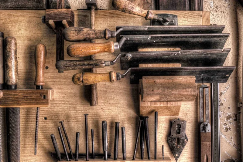 Atelier, outils et gestes d’ébénisterie