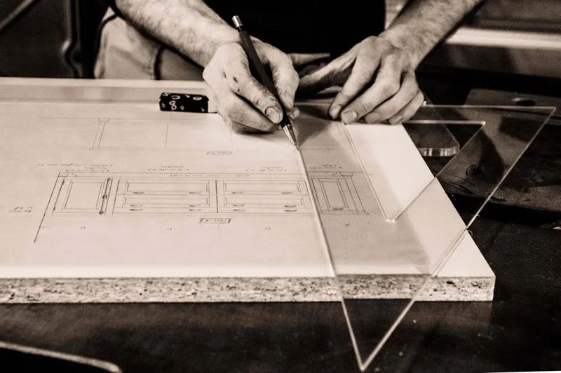 Atelier, outils et gestes d’ébénisterie