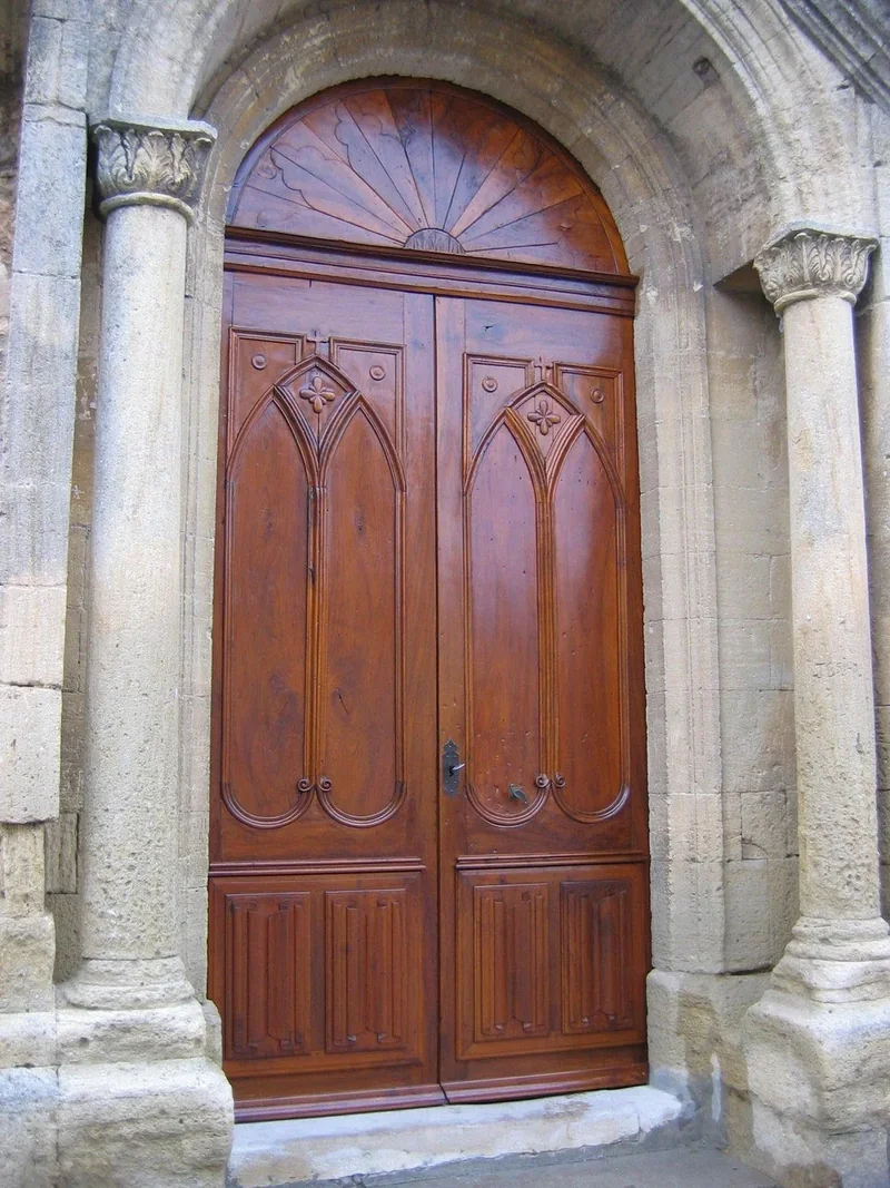 Mobilier et menuiserie restaurés